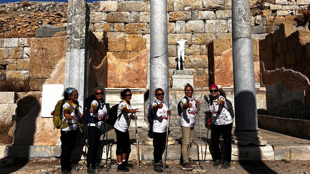 Datça’dan Knıdos’a  Kadınların Doğa Yürüyüşü Başarıyla Tamamlandı