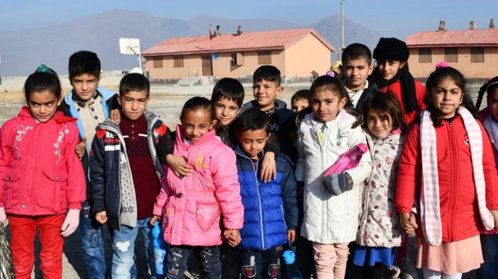        Bir Varoluş biçimi Olarak, Anadil