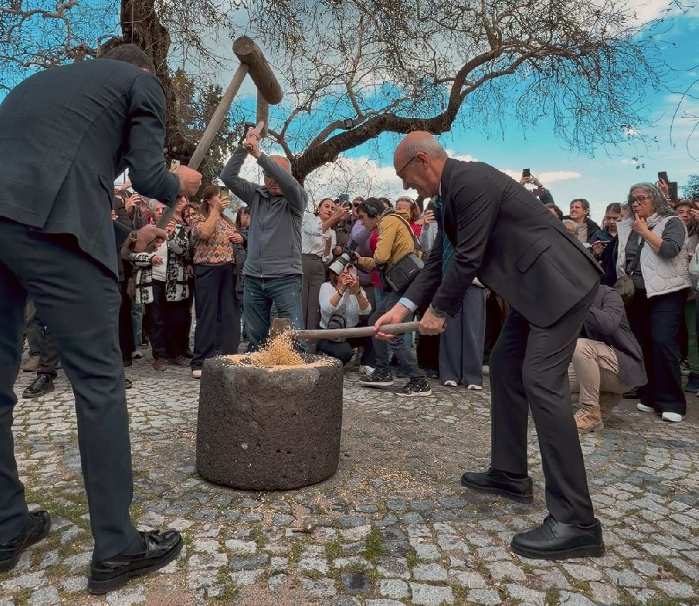 Datça’nın Badem Çiçeği Kokulu Sokaklarında Festival Bir Başka
