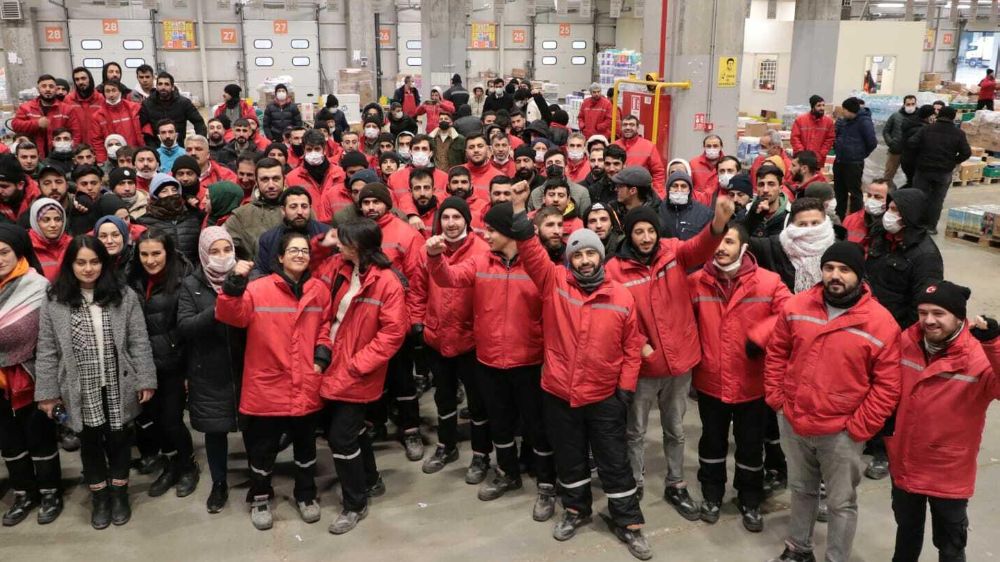 Migros Depo İşçileri Direndi Kazandı