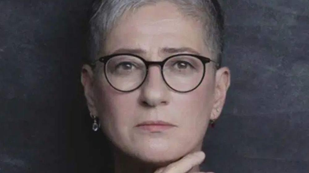 Ünlü Yazar Ayfer Tunç, Söyleşi ve İmza Günü İçin Datça'ya Geliyor