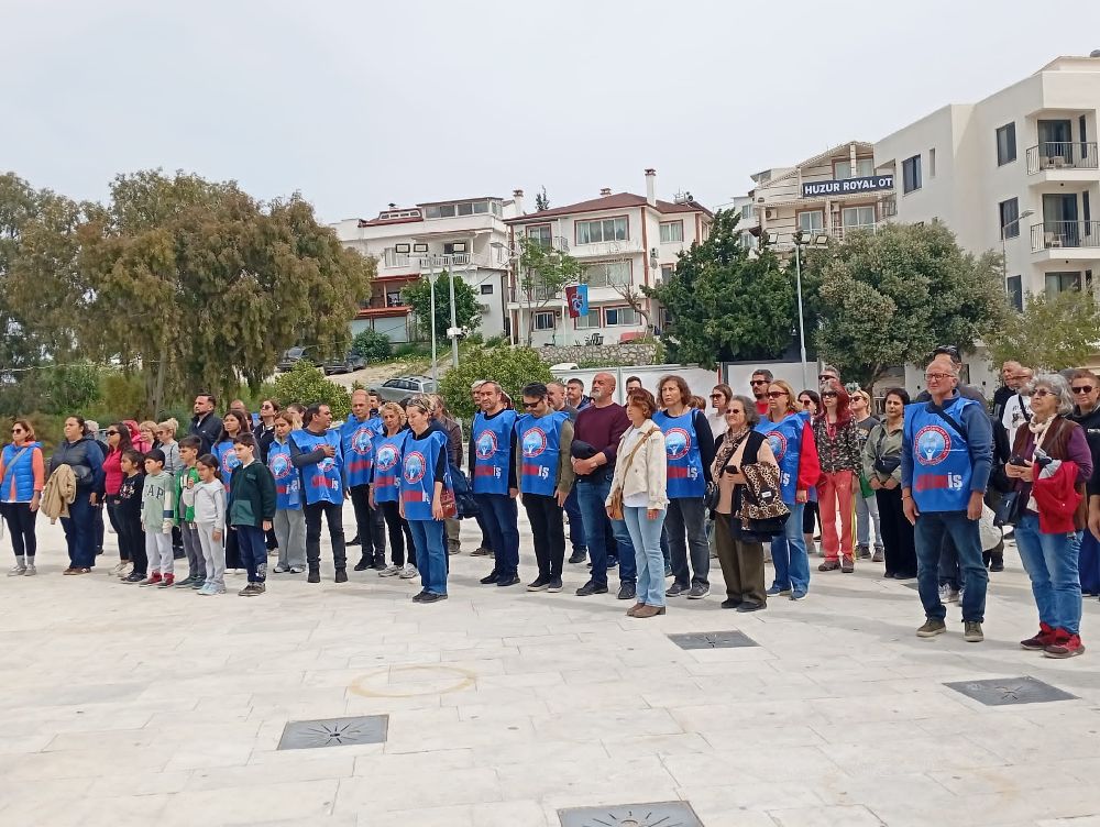 Eğitim Sendikaları “Şiddete Karşı” Oturma Eylemi Yaptı