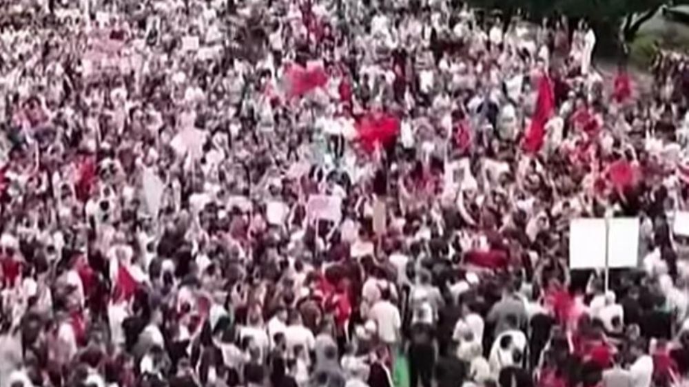 Arnavutluk Satılık Değil