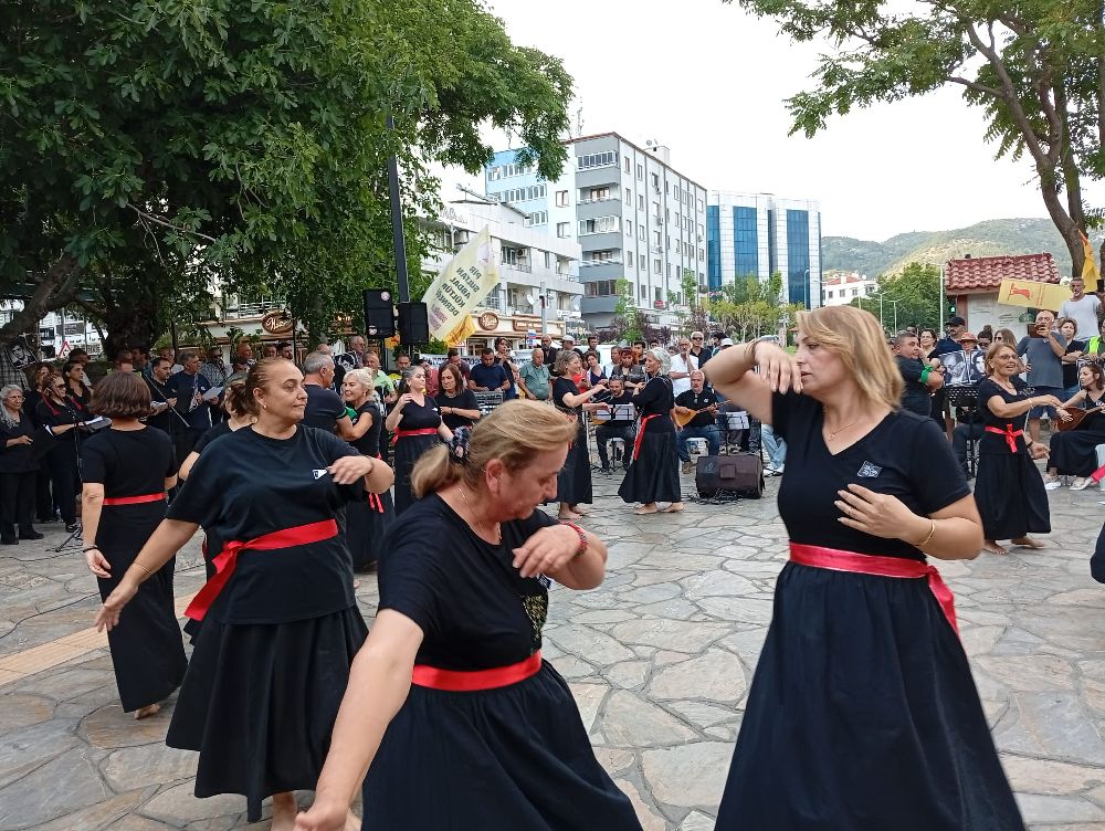 Sivas Katliamı’nda Yaşamını Yitiren 33 Can 33’üncü Yılda Muğla’da Anıldı 