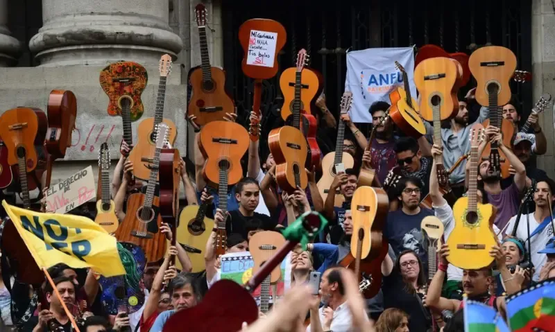 Víctor Jara’nın Mirası: Barış İçinde Yaşama Hakkı