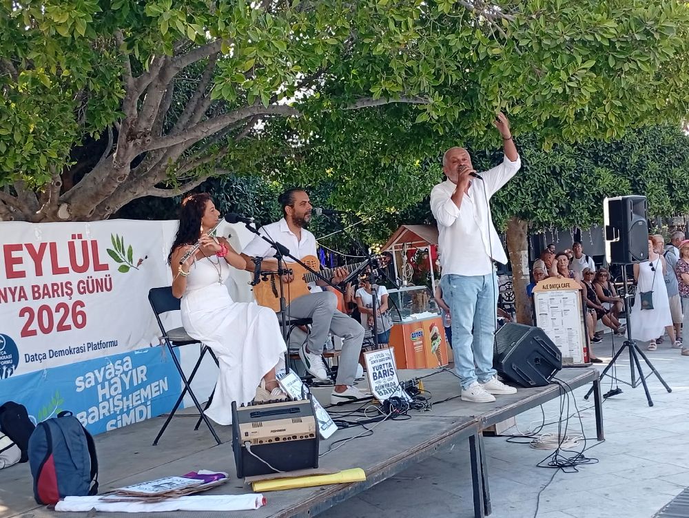 Datça’da 1 Eylül Dünya Barış Günü Çoşkuyla Kutlandı