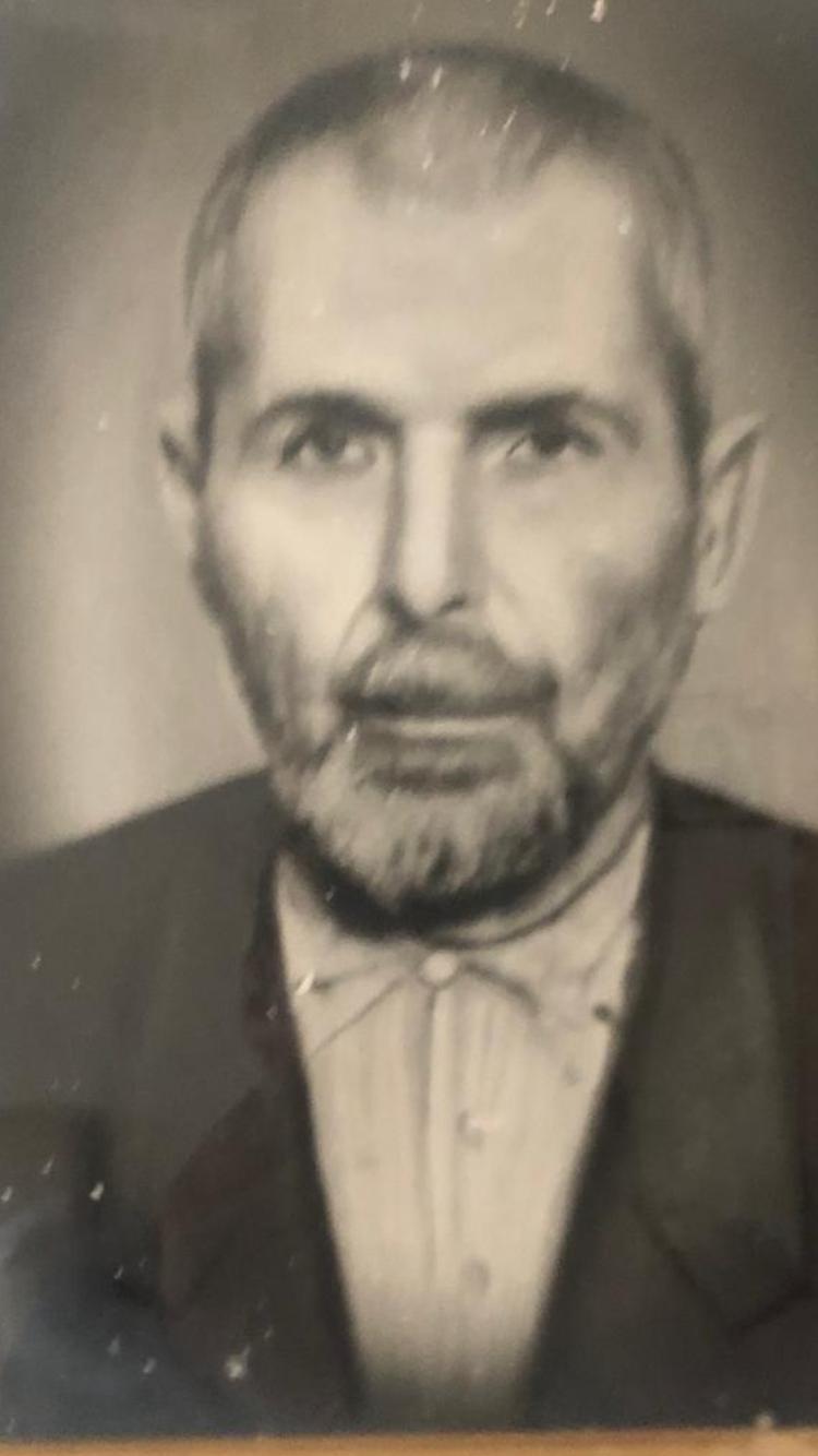 Yaka Köyünde Bir Mezar Taşı Kitabesi
