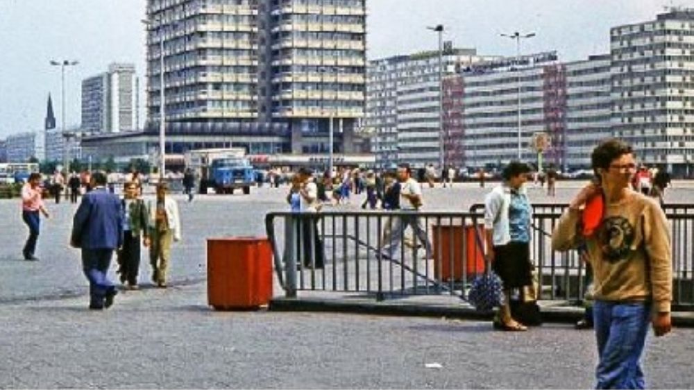Sosyalist Almanya’dan, Almanya’nın Yoksul Doğusuna Giden Yol